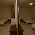 Hotel Niriides