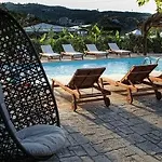 Hotell Niriides 4*