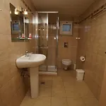 Niriides Hotell