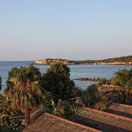 Niriides Hotel 4*