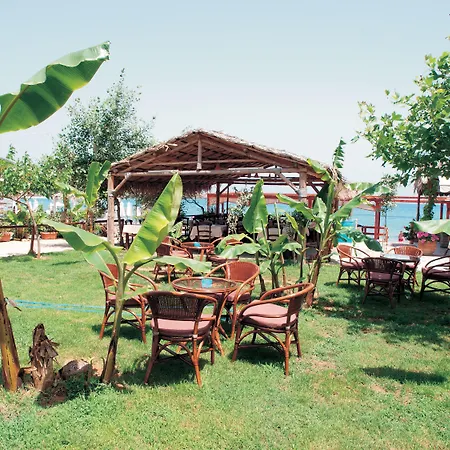 Niriides Otel 4*
