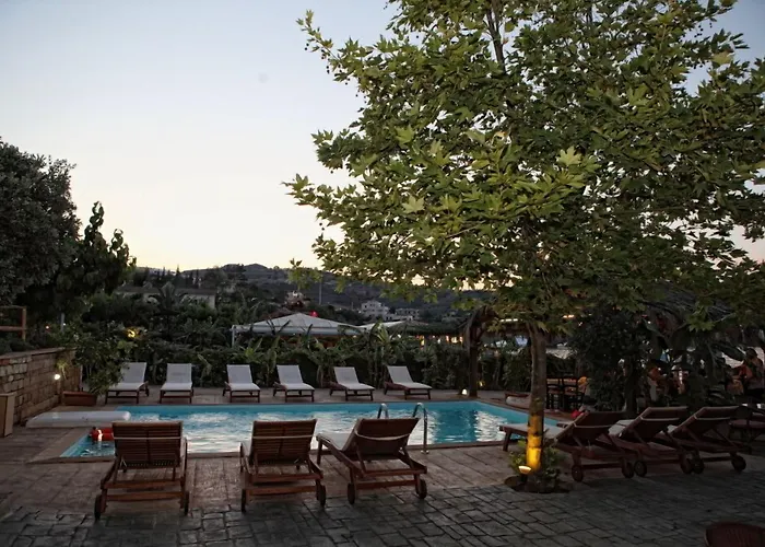 Niriides Otel