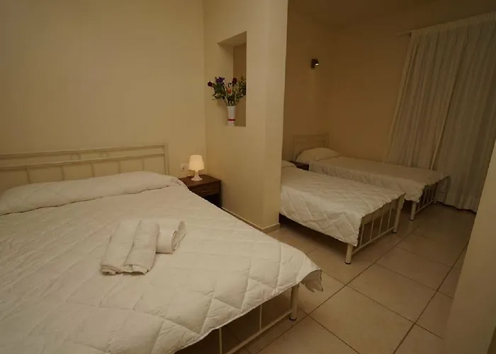 Hotel Niriides Rétino